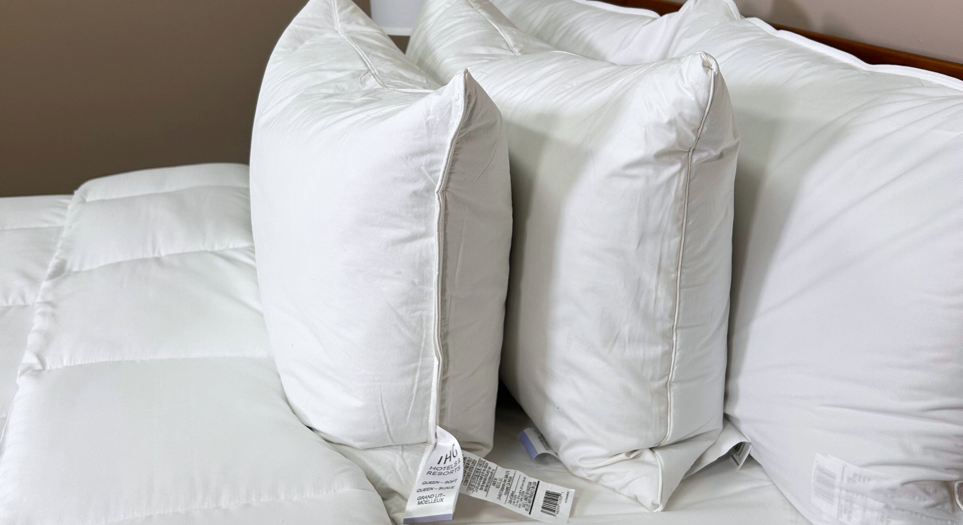 Holiday Inn® Featherbest Pillow