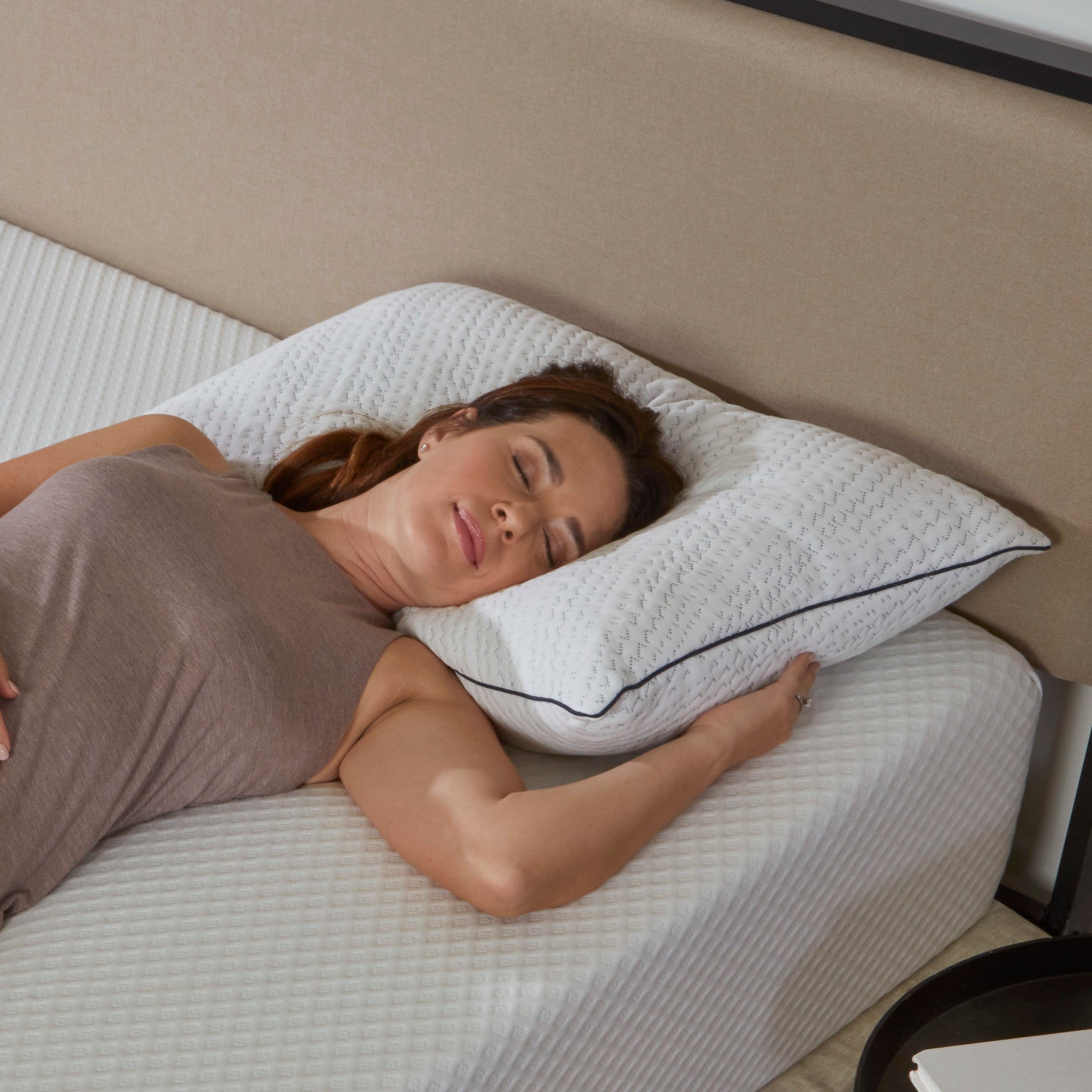 La-Z-Boy Down Alternative Pillow