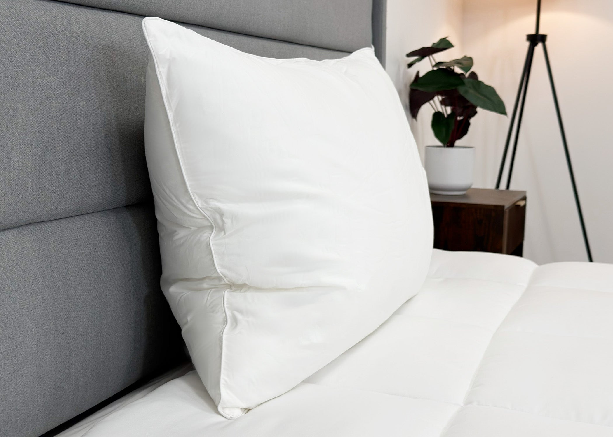 JS Fiber 'Ultra Down' Polyester Pillow