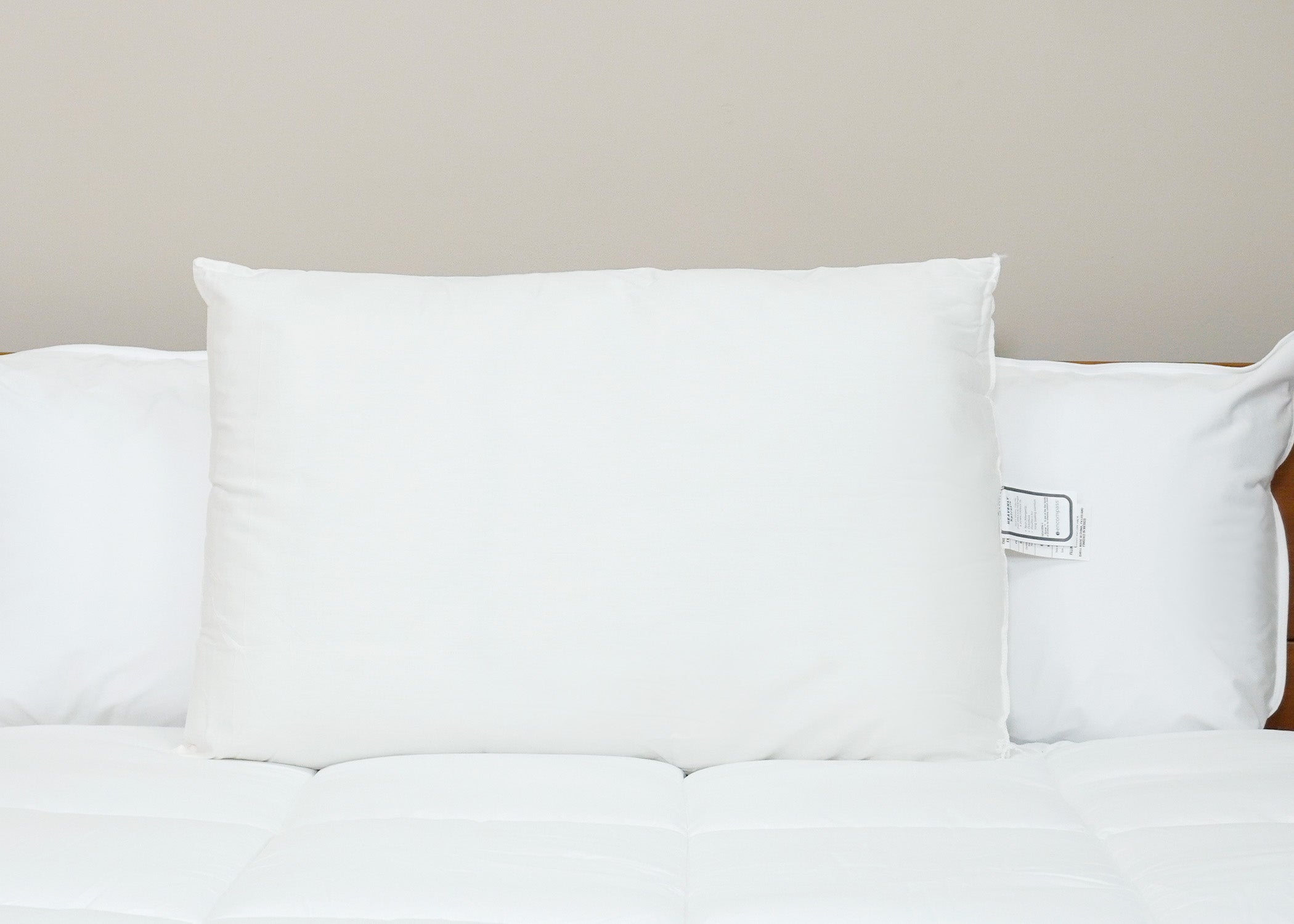 Die Kissenfabrik Housekeeper's Choice Himmlisches Spiral Kissen - Featured bei Many Borgata Hotel Casino & Spa<sup>®</sup>
