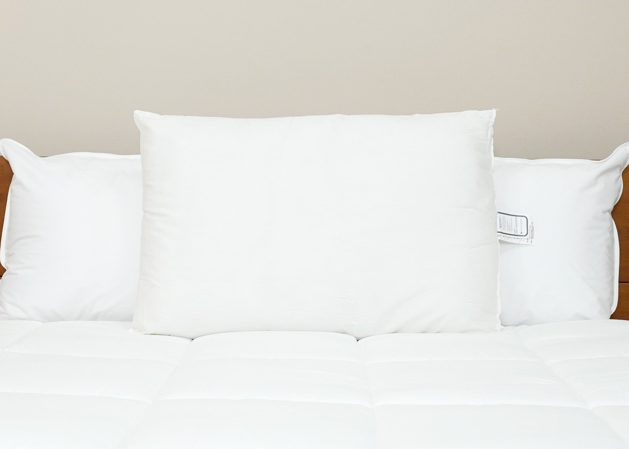 Die Kissenfabrik Housekeeper's Choice Himmlisches Spiral Kissen - Featured bei Many Borgata Hotel Casino & Spa<sup>®</sup>