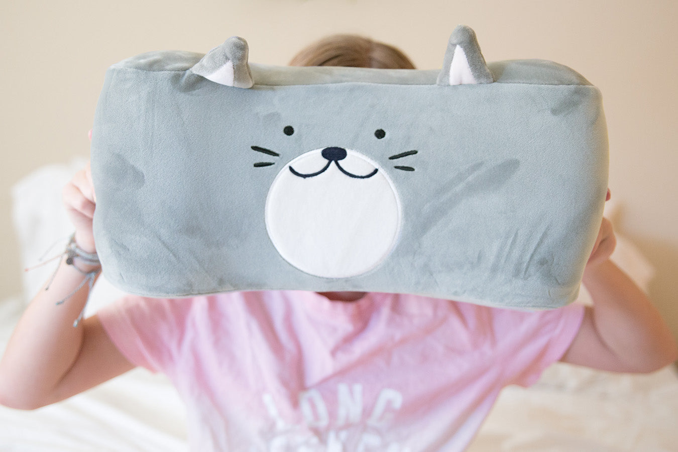 Memory Foam Cat Pillow für Tommy The Cat