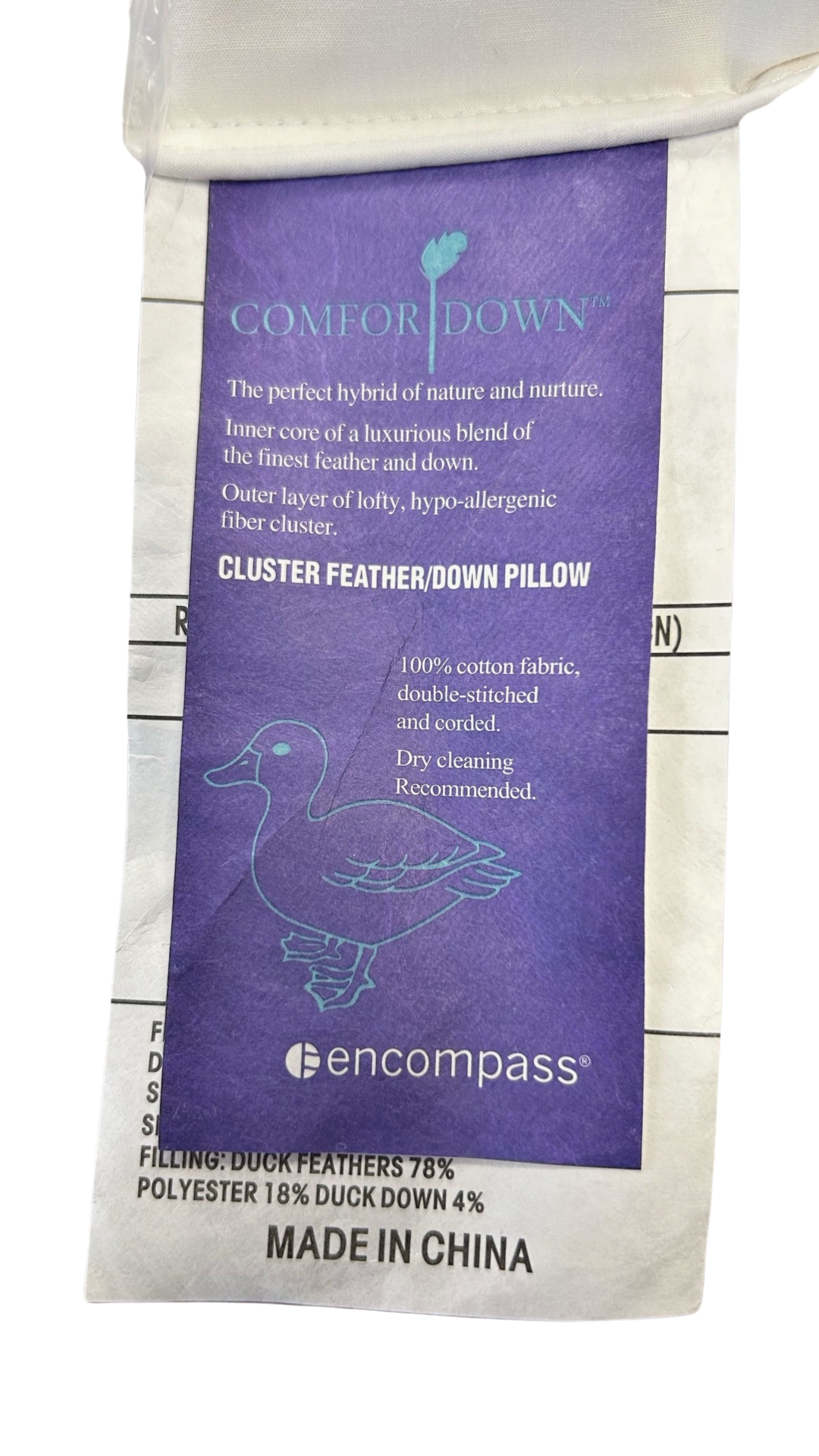 Pillow Factory Comfort Down Pillow, ausgestellt in La Quinta Inns