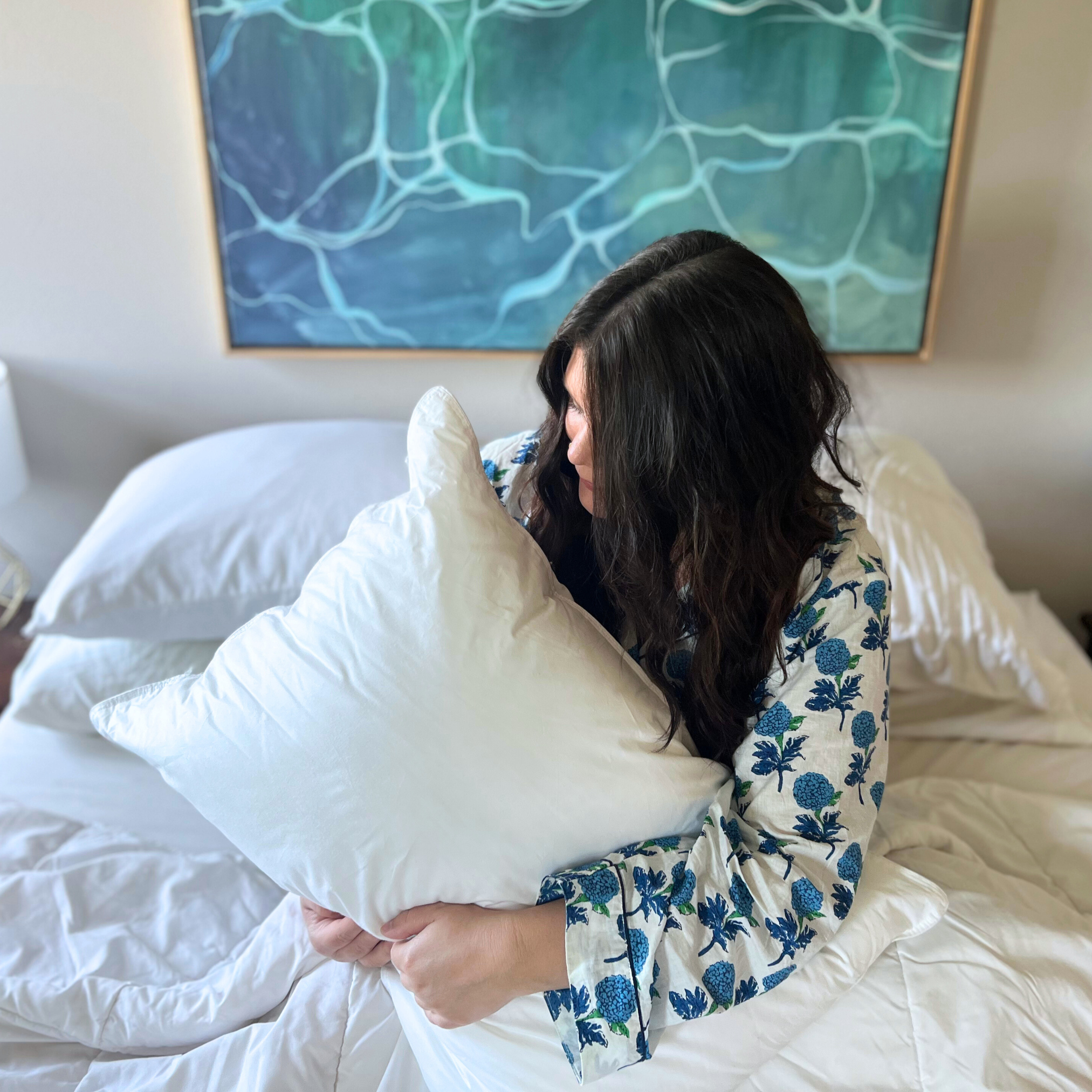 Blau Label Firm Pillow | Ausgestellt bei Many Choice® Hotel Brands