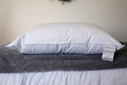 Down Etc. Luxury Goose Down Pillow | Mittlerer Halt