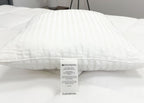 Pillow Factory Comforel Pillow, ausgestellt in Sheraton Hotels