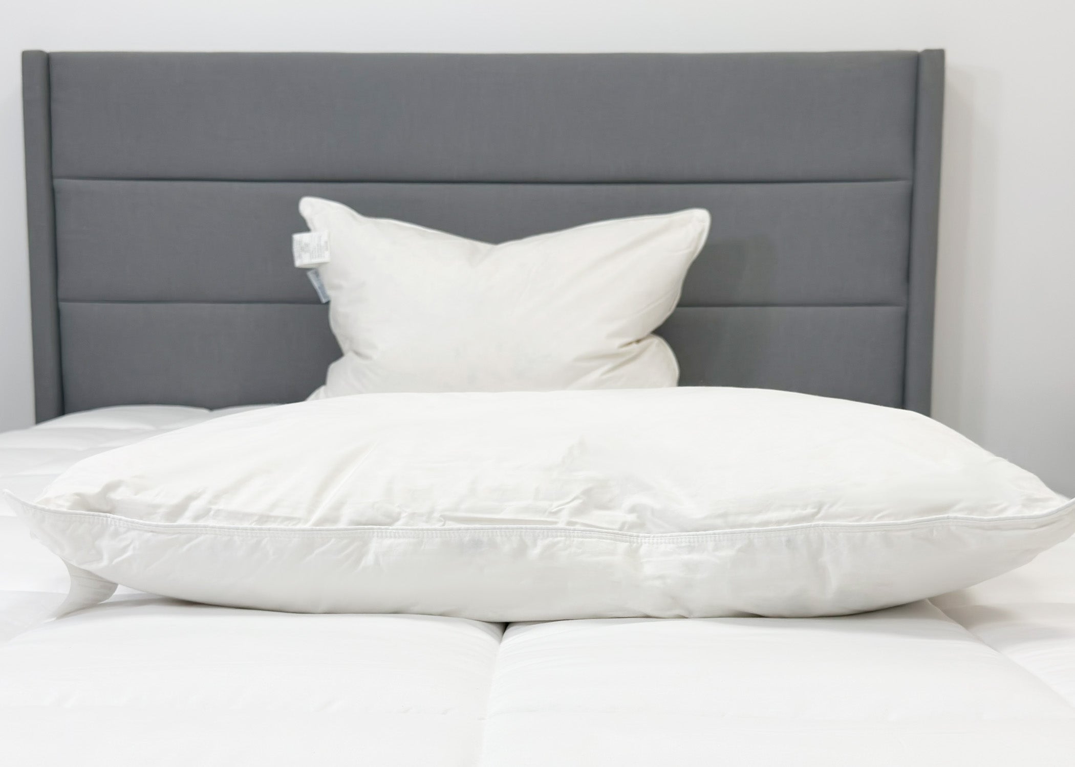 Pillowtex Triple Core Weiße Entendaunen & Feder Kissen | Mittelschwere Unterstützung