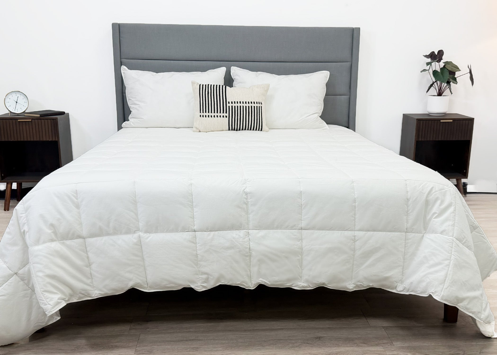 Pillowtex Hotel Blanket | Soft Fabric & Silky Smooth Füllung