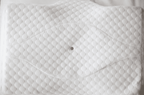 Opulenz Cervical Memory Foam Pillow | Anti-Falten und Anti-Aging Kissenbezug enthalten