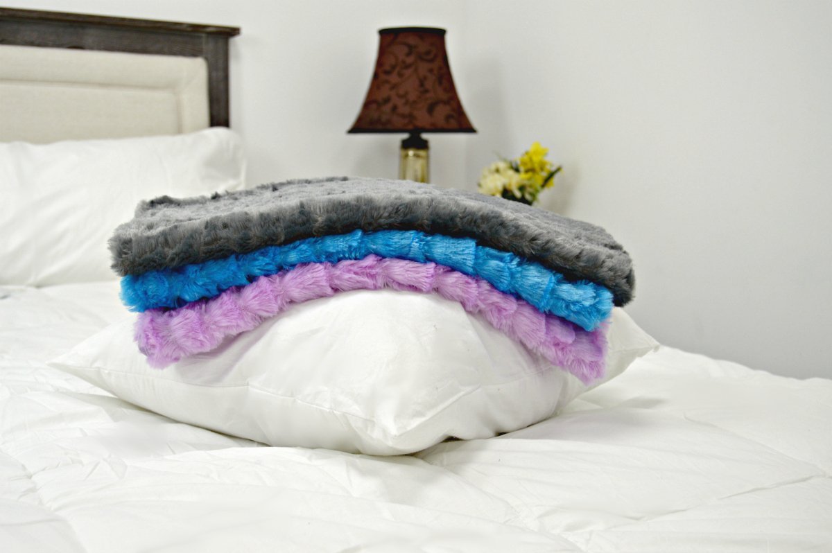 Pillowtex Plush 18'x18' Wirf Kissen mit Abdeckung