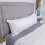 Pillowtex Premium Polyester Body Pillow | Mittlerer Halt